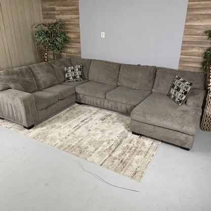 Large U-Shape Sectional